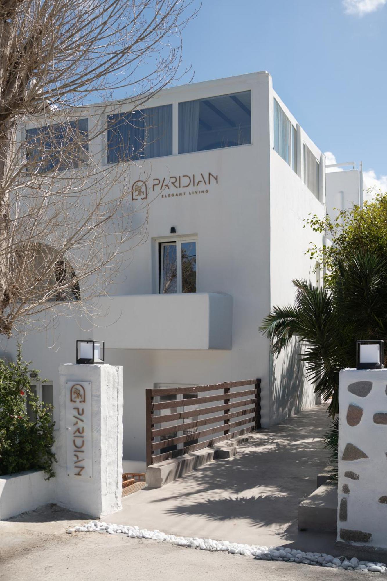 ホテル Paridian Elegant Living パロス島 エクステリア 写真